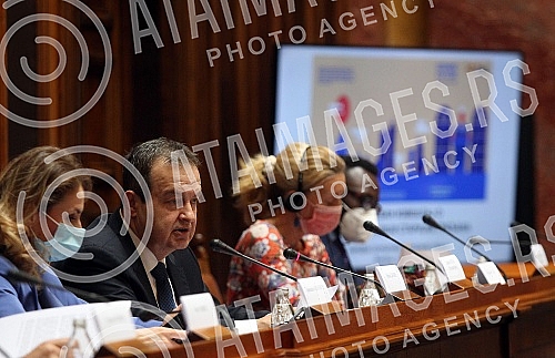 A Special report on discrimination against senior citizens of Serbia was presented in the National assembly of Serbia.U Narodnoj skupstini Srbije predstavljen je Posebni izvestaja o diskriminaciji starijih gradjana i gradjanki Srbije. 