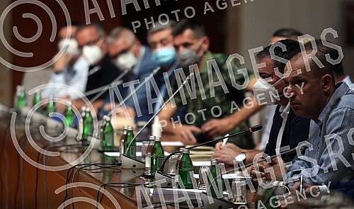 The Minister of Health, Zlatibor Loncar, met with the directors of health institutions and hospitals in the Palace of Serbia.Ministar zdravlja Zlatibora Loncar sastao se sa direktorima zdravstvenih ustanova i kovid bolnica u Palati Srbije.