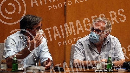 The Minister of Health, Zlatibor Loncar, met with the directors of health institutions and hospitals in the Palace of Serbia.Ministar zdravlja Zlatibora Loncar sastao se sa direktorima zdravstvenih ustanova i kovid bolnica u Palati Srbije.