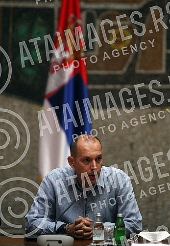 The Minister of Health, Zlatibor Loncar, met with the directors of health institutions and hospitals in the Palace of Serbia.Ministar zdravlja Zlatibora Loncar sastao se sa direktorima zdravstvenih ustanova i kovid bolnica u Palati Srbije.
