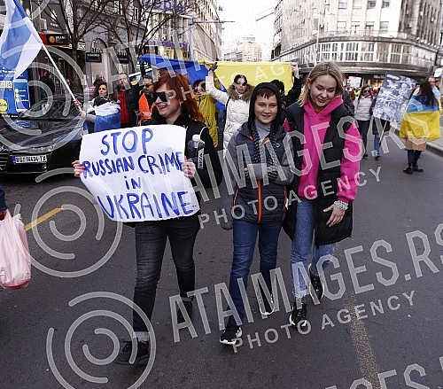 A rally in support of Ukraine and against the dictatorship in Russia and Belarus was held on the Republic Square, organized by an informal group of the Russian, Ukrainian and Belarusian diasporas.Na Trgu Republike odrzan je skup podrske Ukrajini i 