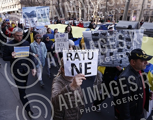 A rally in support of Ukraine and against the dictatorship in Russia and Belarus was held on the Republic Square, organized by an informal group of the Russian, Ukrainian and Belarusian diasporas.Na Trgu Republike odrzan je skup podrske Ukrajini i 
