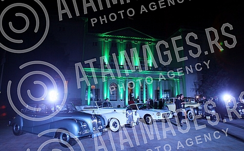 Canadian Embassy in Serbia organized a fashion show of the Canadian designer of Serbian origin Aleks Susak and displayed her latest collection COLOUR within the traditional event BELGRADE FASHION NIGHTS.Ambasada Kanade u Srbiji organizovala je modnu