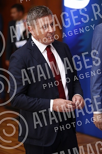 The President of the Republic of Serbia, Aleksandar Vucic, presented Vidovdan decorations to deserving individuals and institutions, after which a formal reception was organized on the occasion of Vidovdan and the inauguration of the President of the