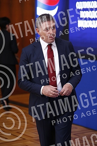 The President of the Republic of Serbia, Aleksandar Vucic, presented Vidovdan decorations to deserving individuals and institutions, after which a formal reception was organized on the occasion of Vidovdan and the inauguration of the President of the