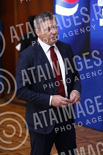 The President of the Republic of Serbia, Aleksandar Vucic, presented Vidovdan decorations to deserving individuals and institutions, after which a formal reception was organized on the occasion of Vidovdan and the inauguration of the President of the