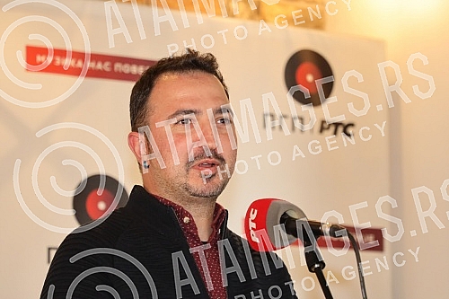 The promotion of the second album of the group DRAM 