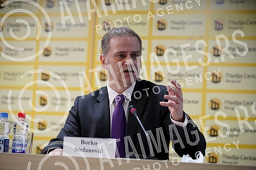 A press conference at which the opposition parties presented the 