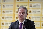 A press conference at which the opposition parties presented the 