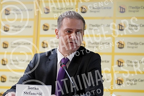 A press conference at which the opposition parties presented the 