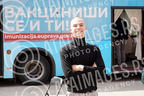 Rapper Mihajlo Veruovic - Voyage, as part of the action that Skymusic is implementing in cooperation with the City of Belgrade, pointed out the importance of vaccination in front of the 