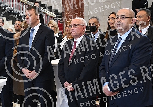 On the occasion of the International Human Rights Day, the Prime Minister of the Provincial Government Igor Mirovic presented the Provincial Award 