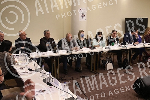 Press conference after the round table 