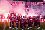 Delije, Red Star FC fans, organized a reception for the football players who achieved a historic success with a draw against Braga (1: 1) on Thursday night - a direct placement in the eighth finals of the Europa League, which is the biggest result of