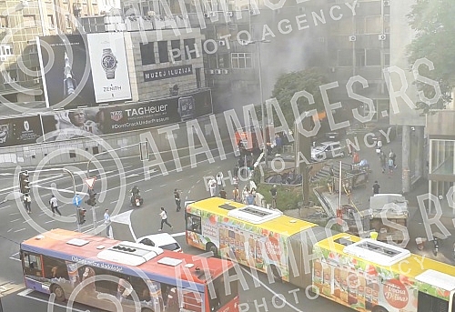 Explosion of a car in the Terazian tunnel in the center of Belgrade.Eksplozija automobila u Terazijskom tunelu u centru Beograda.