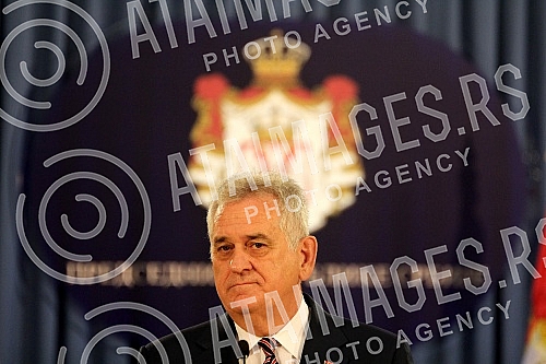 Turning Media Tomislav Nikolic - the President of the Republic of Serbia after talks with representatives of the parties who will have deputies in the new mandate. Obracanje medijima Tomislava Nikolica - predsednika Republike Srbije posle razgovora