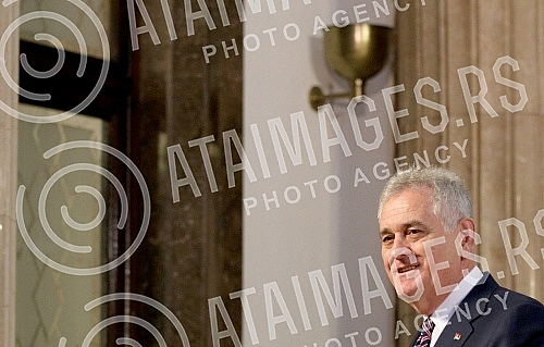 Turning Media Tomislav Nikolic - the President of the Republic of Serbia after talks with representatives of the parties who will have deputies in the new mandate. Obracanje medijima Tomislava Nikolica - predsednika Republike Srbije posle razgovora