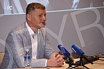 A press conference was held at the Life Design Hotel, organized by Milos Plantaric, a Slovenian citizen who claims that the hotel was physically occupied by a group of Veljko Belivuk and Marko Miljkovic. U hotelu Life Design odrzana je konferencija