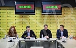 The press center hosted a press conference of the Green-Left coalition We must on the support of the European Green Party.U Medija centru odrzana je konferencija za novinare zeleno-leve koalicije Moramo o podrsci Evropske zelene partije. 