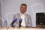 A press conference was held at the Life Design Hotel, organized by Milos Plantaric, a Slovenian citizen who claims that the hotel was physically occupied by a group of Veljko Belivuk and Marko Miljkovic. U hotelu Life Design odrzana je konferencija