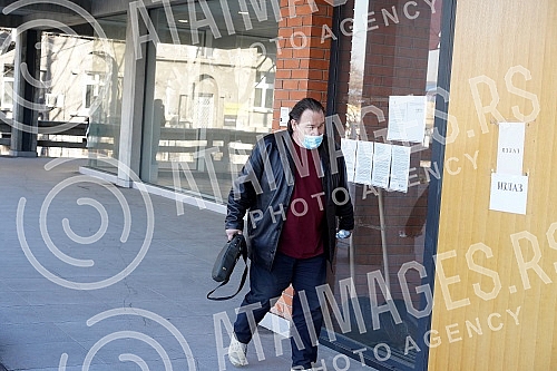 The trial of actor Branko Bane Vidakovic on charges of unauthorized possession of drugs for personal use continues at the Belgrade High court. U Visem sudu u Beogradu se nastavlja sudjenje glumcu Branku Vidakovicu povodom optuzbi za neovlasceno drz