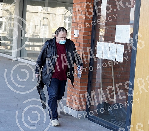 The trial of actor Branko Bane Vidakovic on charges of unauthorized possession of drugs for personal use continues at the Belgrade High court. U Visem sudu u Beogradu se nastavlja sudjenje glumcu Branku Vidakovicu povodom optuzbi za neovlasceno drz