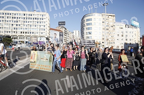 279 in a row Litija by the center of Belgrade for the Salvation of occupied Serbia from all kinds of betrayal and anti-national actions on Branko's bridge.279 po redu Litija centrom Beograda za Spas okupirane Srbije od svih vidova izdaje i antinaro