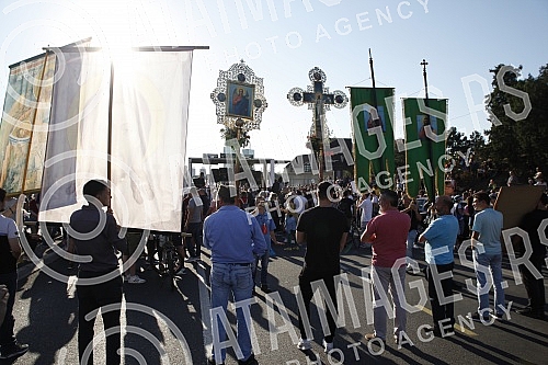 279 in a row Litija by the center of Belgrade for the Salvation of occupied Serbia from all kinds of betrayal and anti-national actions on Branko's bridge.279 po redu Litija centrom Beograda za Spas okupirane Srbije od svih vidova izdaje i antinaro