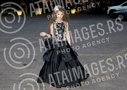 Celebration of the fifth birthday of the tv show Premijera, which is being broadcast on TV Pink, was held at the restaurant 