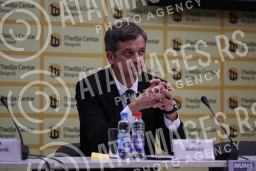 The Dusan Bogavac award ceremony was held in the Media Center.Svecana dodele nagrade Dusan Bogavac odrzana je u Medija centru.