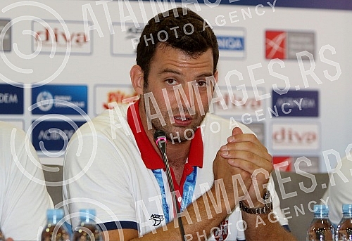 Arrival of the Serbian water polo team at the airport 