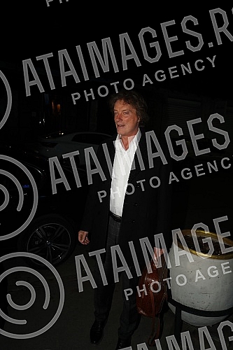 Zeljka Joksimovic's 50th birthday celebration was held at the Dorcoleta Club.Proslava 50. rodjendana Zeljka Joksimovic odrzana je u u klubu Dorcoleta.