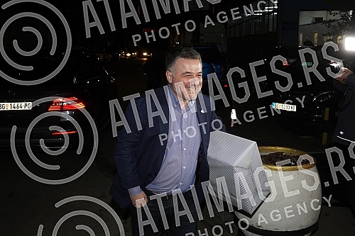 Zeljka Joksimovic's 50th birthday celebration was held at the Dorcoleta Club.Proslava 50. rodjendana Zeljka Joksimovic odrzana je u u klubu Dorcoleta.