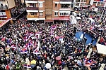 In the northern part of Kosovska Mitrovica, a large national gathering of Serbs from the north of Kosovo and Metekohija began at noon, after the withdrawal from all Kosovo institutions.U severnom delu Kosovske Mitrovice  u podne je poceo veliki nar