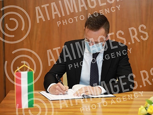 Serbian Foreign Minister Nikola Selakovic and Hungarian Foreign and Foreign Trade Minister Péter Szijjártó  signed the Collocation protocolMinistar spoljnih poslova Srbije Nikola Selakovich sastao se sa ministrom spoljnih poslova i spoljne trgovine