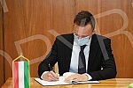 Serbian Foreign Minister Nikola Selakovic and Hungarian Foreign and Foreign Trade Minister Péter Szijjártó  signed the Collocation protocolMinistar spoljnih poslova Srbije Nikola Selakovich sastao se sa ministrom spoljnih poslova i spoljne trgovine