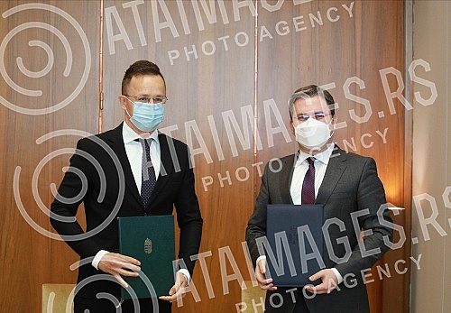 Serbian Foreign Minister Nikola Selakovic and Hungarian Foreign and Foreign Trade Minister Péter Szijjártó  signed the Collocation protocolMinistar spoljnih poslova Srbije Nikola Selakovich sastao se sa ministrom spoljnih poslova i spoljne trgovine
