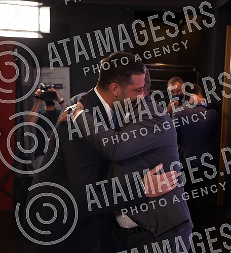 On the occasion of 100 years of water polo in Serbia, the Water Polo Association of Serbia organized a ceremonial academy at the Yugoslav Drama Theater.Povodom 100 godina vaterpolo sporta u Srbiji Vaterpolo savez Srbije je uprilicio svecanu akademi
