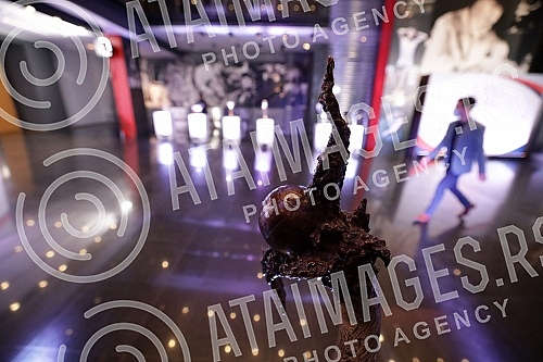 On the occasion of 100 years of water polo in Serbia, the Water Polo Association of Serbia organized a ceremonial academy at the Yugoslav Drama Theater.Povodom 100 godina vaterpolo sporta u Srbiji Vaterpolo savez Srbije je uprilicio svecanu akademi