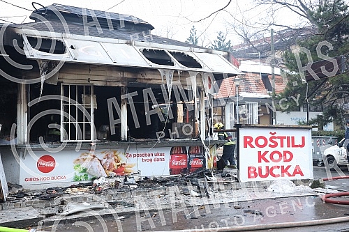 Fast food restaurant Barbecue near Bucko burned down in a fire.Restoran brze hrane Rostilj kod Bucka izgoreo je u pozaru.