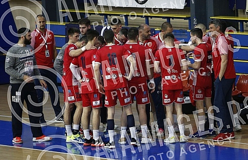 The match of the seventh round of the Arcus League play-offs between MRK Crvena zvezda Grundfos and RK Spartak was played in the Sumica hall.Utakmica sedmog kola plej-auta Arkus lige izmedju MRK Crvena zvezda Grundfos i RK Spartak odgrana je u sali