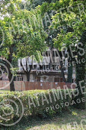 The press conference where the first phase of the reconstruction, adaptation and renovation of the Central Tower building in the Old Fair complex in Belgrade was presented was held in the working rooms of the Old Fair Memorial Center.Konferencija z