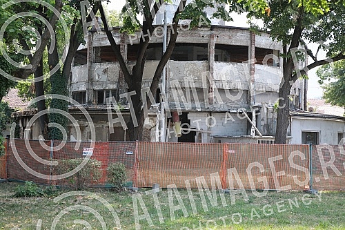 The press conference where the first phase of the reconstruction, adaptation and renovation of the Central Tower building in the Old Fair complex in Belgrade was presented was held in the working rooms of the Old Fair Memorial Center.Konferencija z