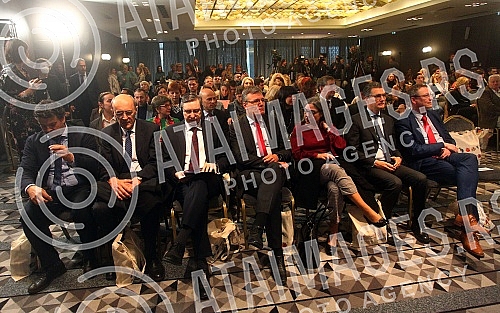 The annual conference of the Commissioner for the Protection of Equality on the occasion of the International Day of Tolerance.Godisnja konferencija Poverenika za zastitu ravnopravnosti povodom Medjunarodnog dana tolerancije.