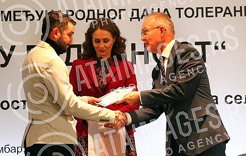 The annual conference of the Commissioner for the Protection of Equality on the occasion of the International Day of Tolerance.Godisnja konferencija Poverenika za zastitu ravnopravnosti povodom Medjunarodnog dana tolerancije.