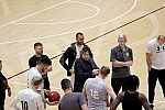 Andrea Trinchieri arrived in Serbia from Italy last night, and with the confirmation of the test at COVID-19, he received approval to be able to move around Serbia and hold trainings for Partizan basketball players, and the first training has already