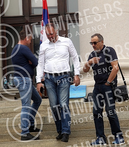 The leader of Dveri, Bosko Obradovic, is on the sixth day of the hunger strike in front of the National Assembly, and since three days ago, his party colleague, MP Ivan Kostic, has been on strike.Lider Dveri Bosko Obradovic sesti dan trajke gladju