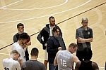 Andrea Trinchieri arrived in Serbia from Italy last night, and with the confirmation of the test at COVID-19, he received approval to be able to move around Serbia and hold trainings for Partizan basketball players, and the first training has already