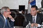 Ivica Dacic - ministar spoljnih poslova i Majkl Kirbi (Michael D. Kirby) - ambasador SAD (USA) u Republici Srbiji, u razgovoru.