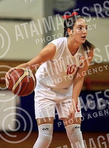 Utakmica 6. kola Prve Zenske Lige Srbije izmedju ZKK Crvena Zvezda i ZKK Student odigrana u hali Basket City. 